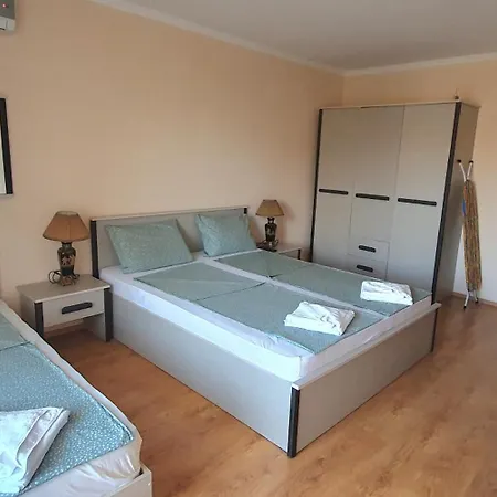 Sunny Day Apartmán Pomorie